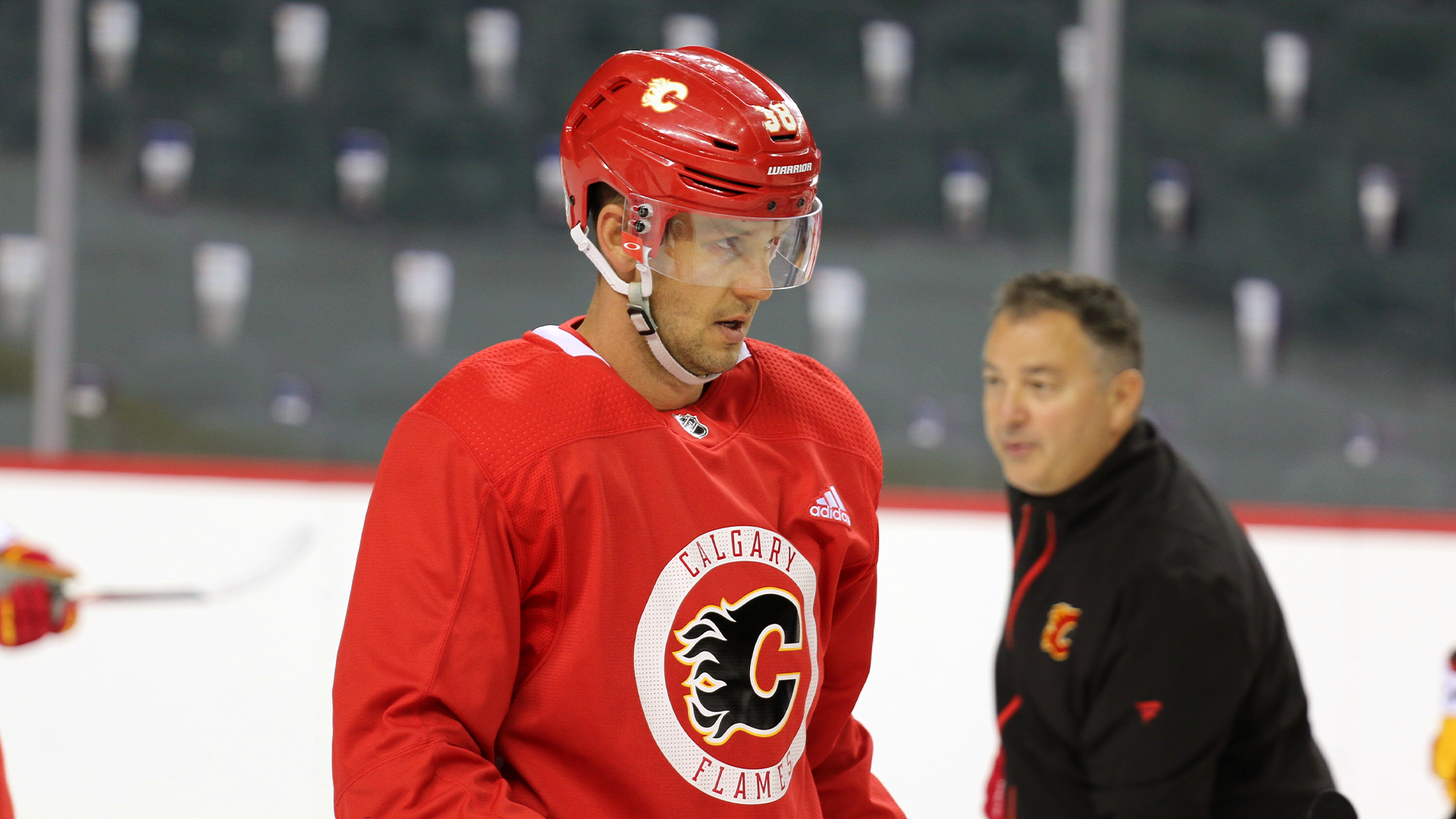 Craig Conroy announces retirement from NHL, joins Flames front